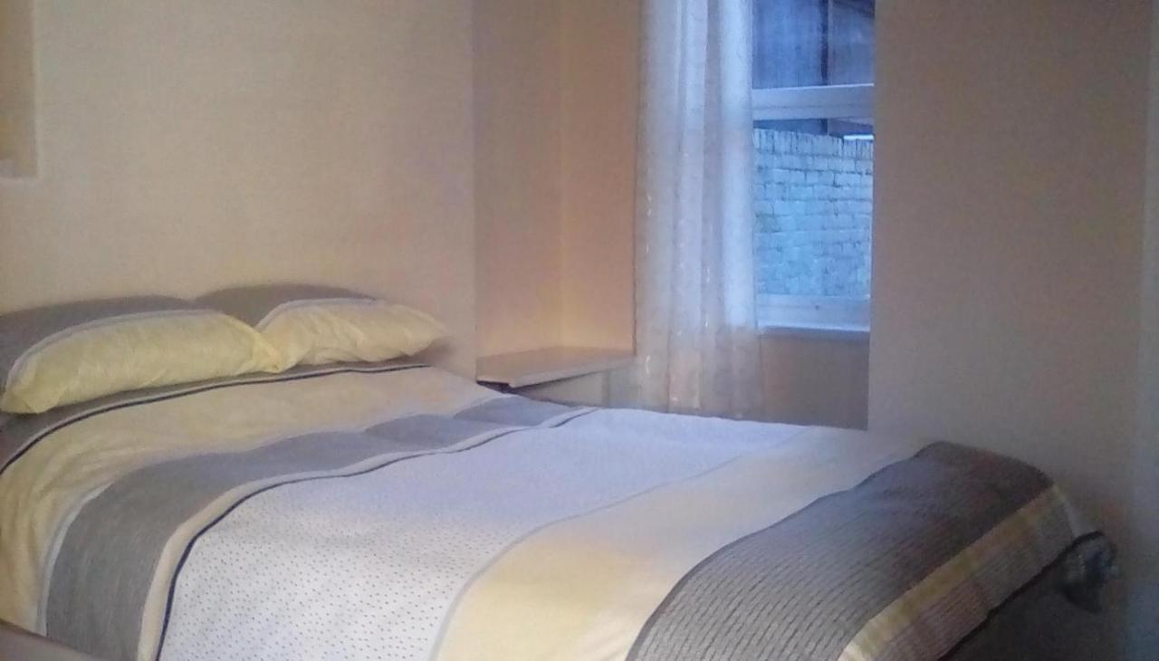 Columbus Holiday Flats Σκάρμπορο Εξωτερικό φωτογραφία